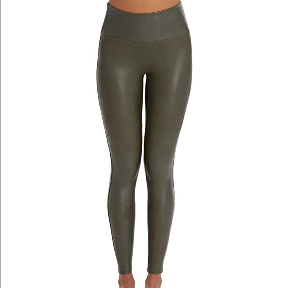 NEW with tags, NEVER WORN SPANX leggings, S